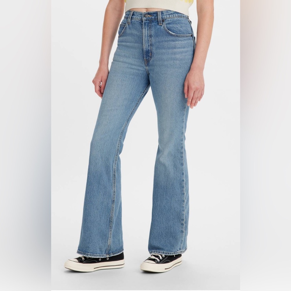 Vintage Levi’s 519 Low Rise Flare Jeans